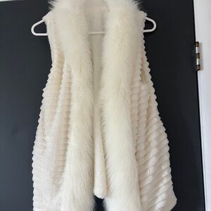 Fur vest